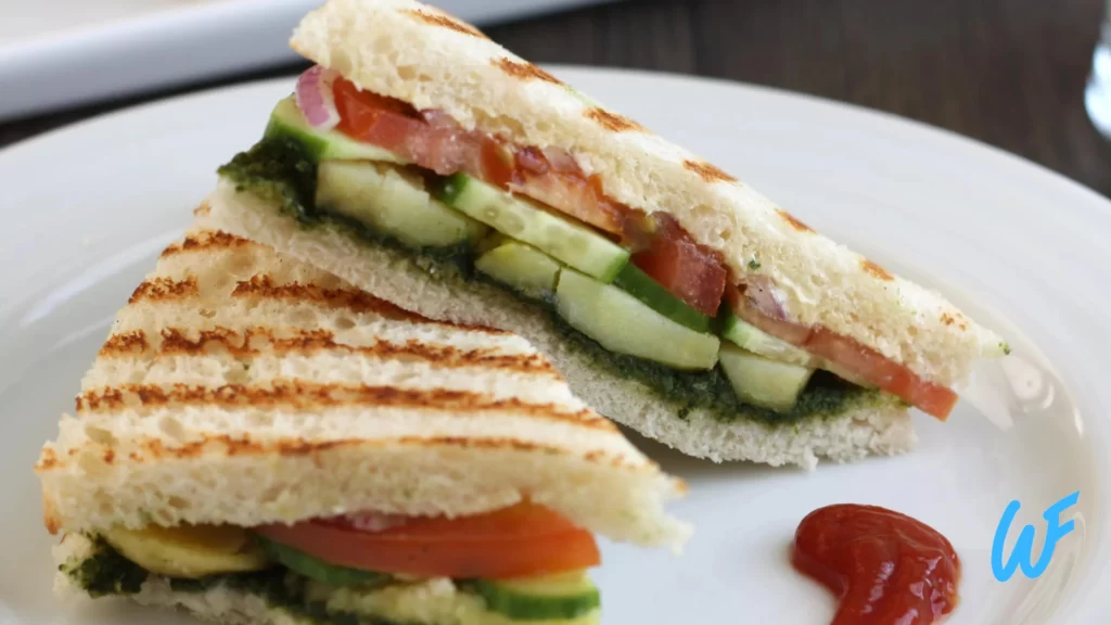 Read more about the article QUICK VEGETABLE SANDWICH