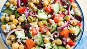 HEALTHY QUINOA SALAD