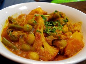 VEGETABLE CURRY