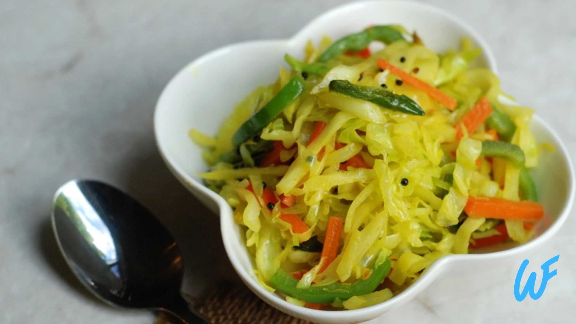 CABBAGE AND CARROT SAMBHARO SPLCED SALAD RECIPE