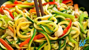 CHICKEN AND EGG STIR FRY WITH ZUCCHINI NOODLES RECIPE