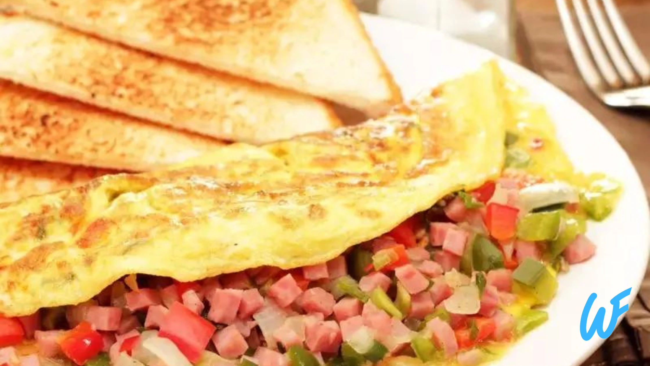 CHICKEN AND VEGETABLE STUFFED OMELETTE RECIPE