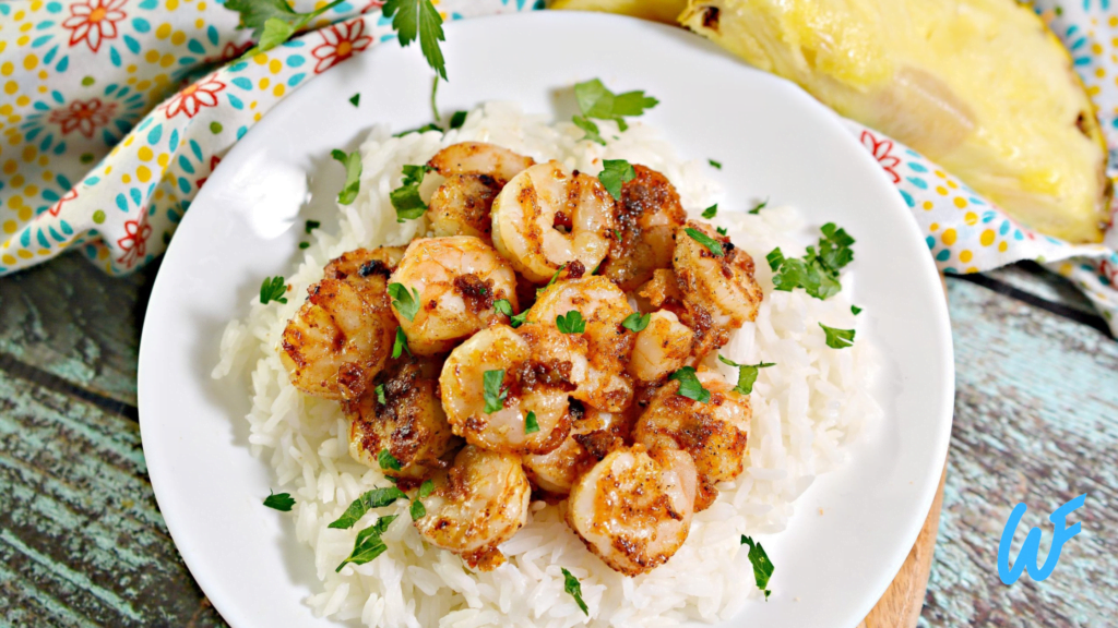 LEMON GARLIC SHRIMP WITH SAUTEED KALE