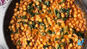 Read more about the article CHICKPEA AND SPINACH CURRY WITH QUINOA