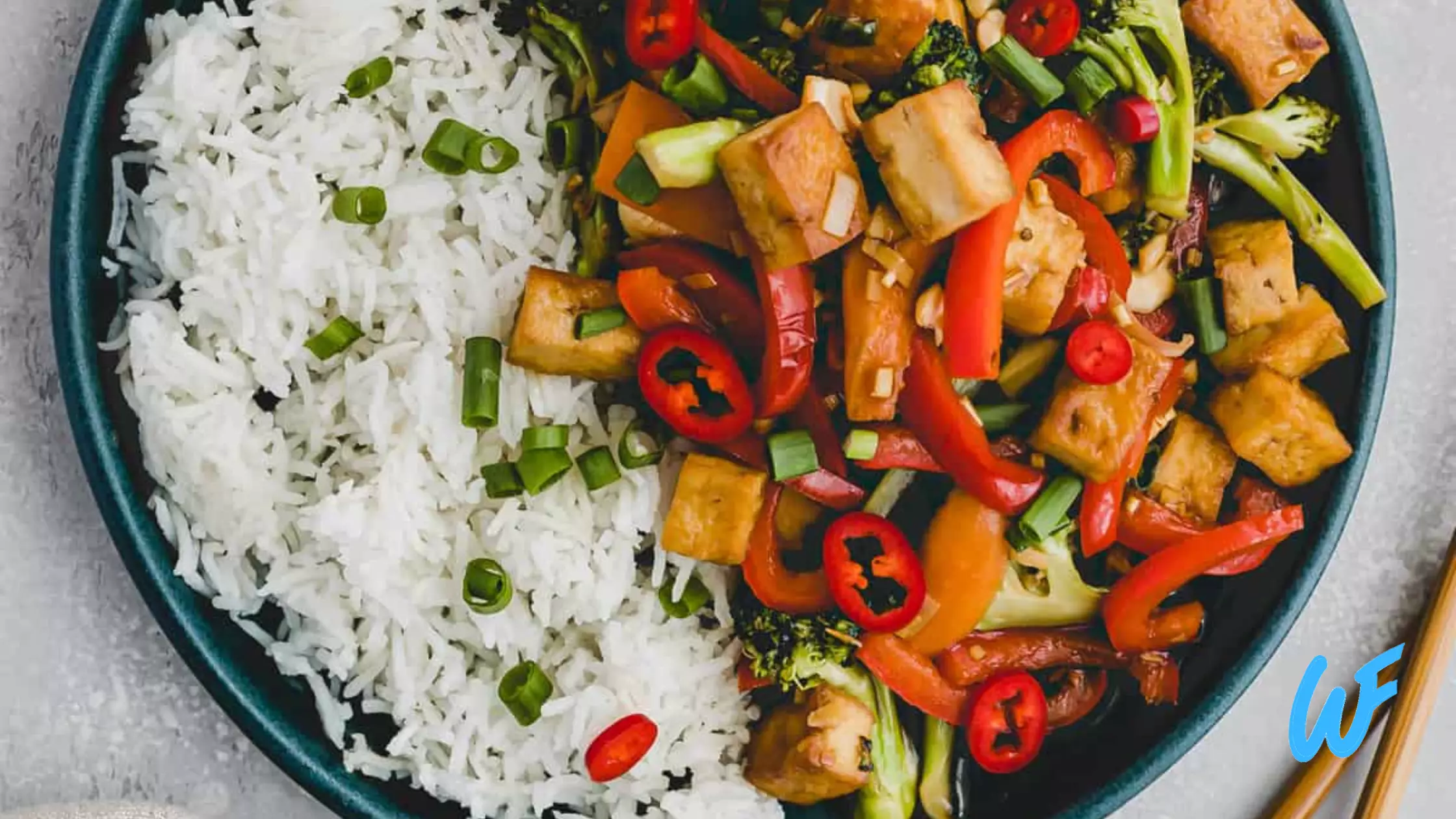 LENTIL AND VEGETABLE STIR FRY WITH BROWN RICE