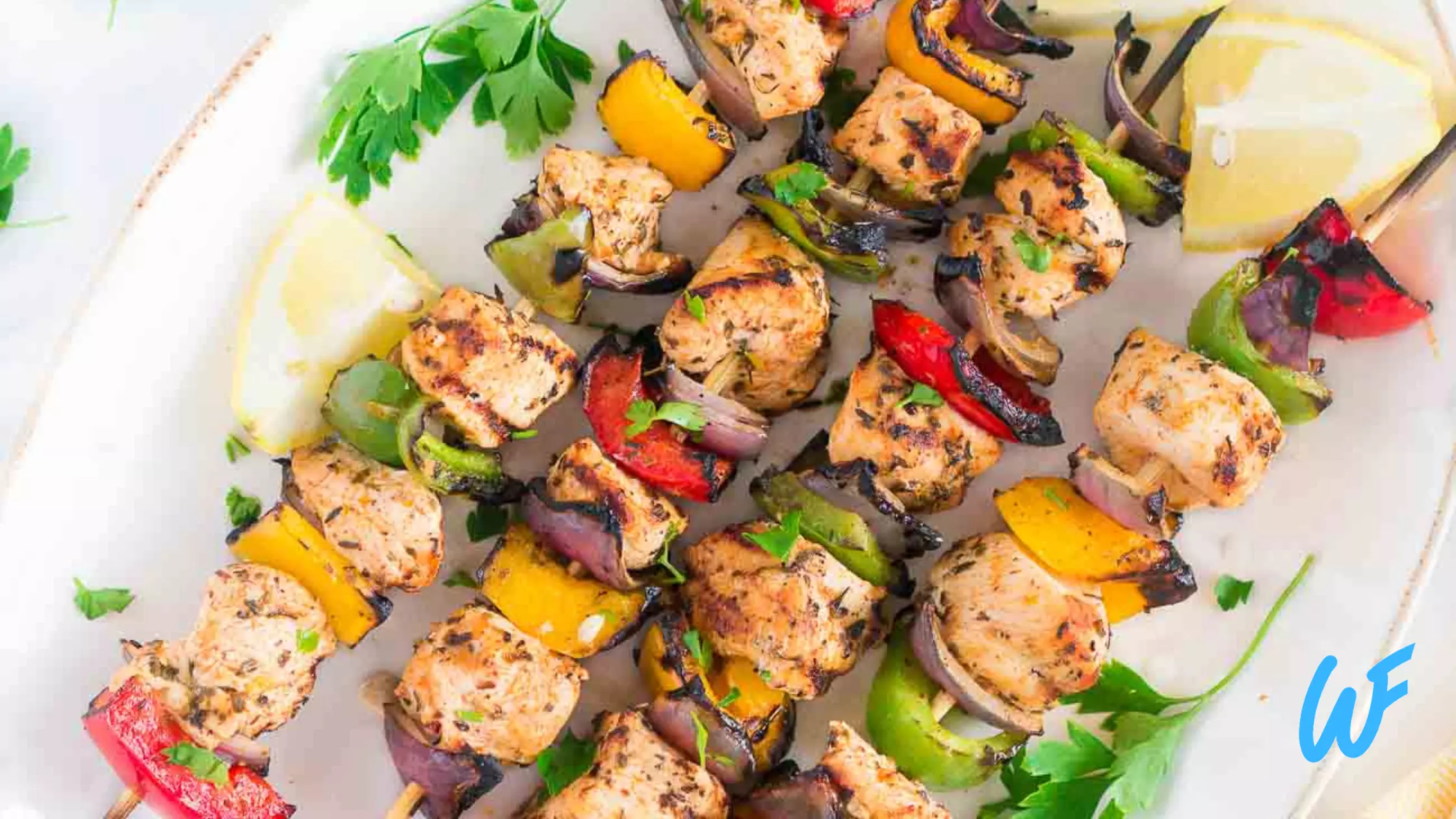 CHICKEN AND VEGETABLE SKEWERS WITH QUINOA RECIPE