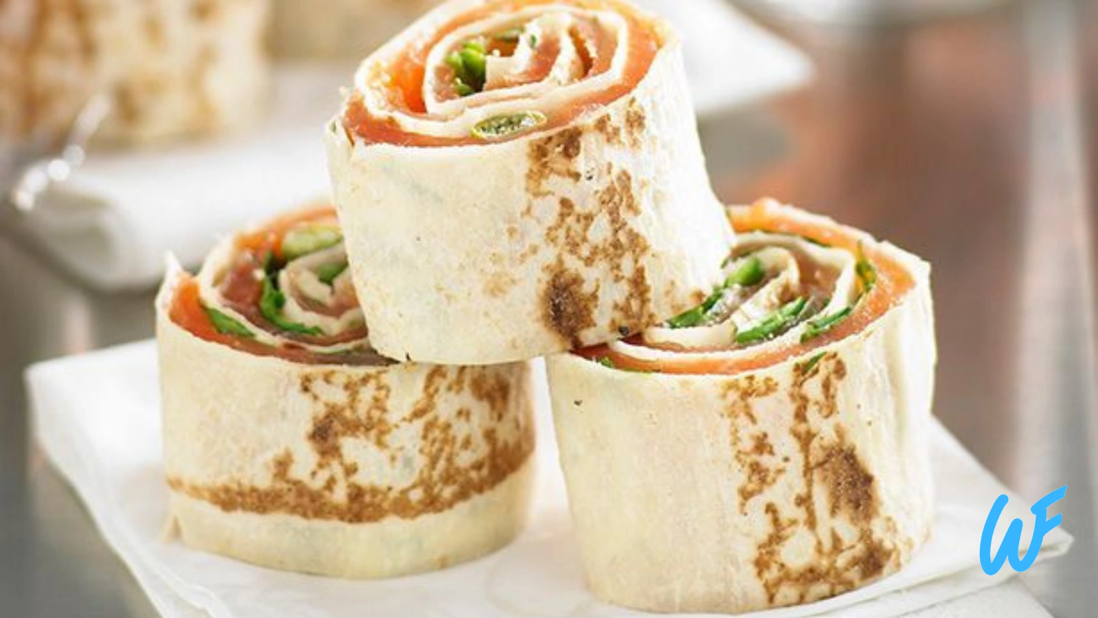 You are currently viewing Smoked Salmon Roll-Ups