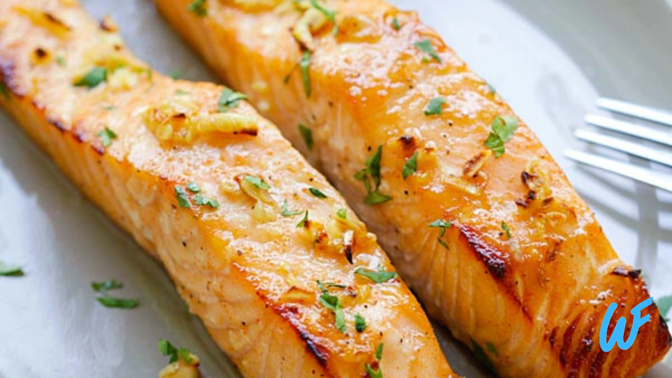 You are currently viewing Honey Mustard Glazed Salmon