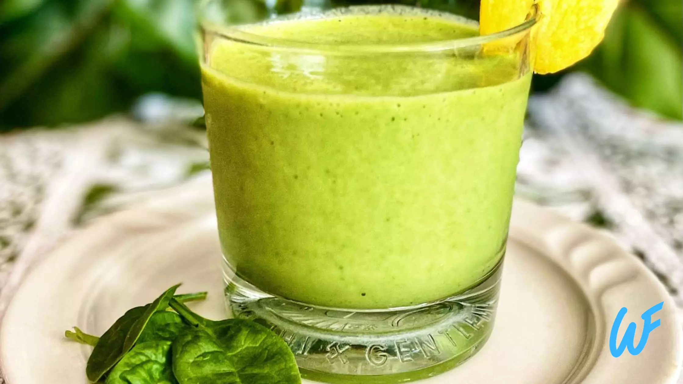You are currently viewing Spinach and Pineapple Smoothie