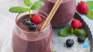 Blackberry and Greek Yogurt Shake