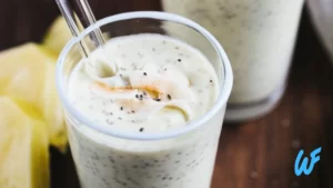 Pineapple Coconut Chia Smoothie