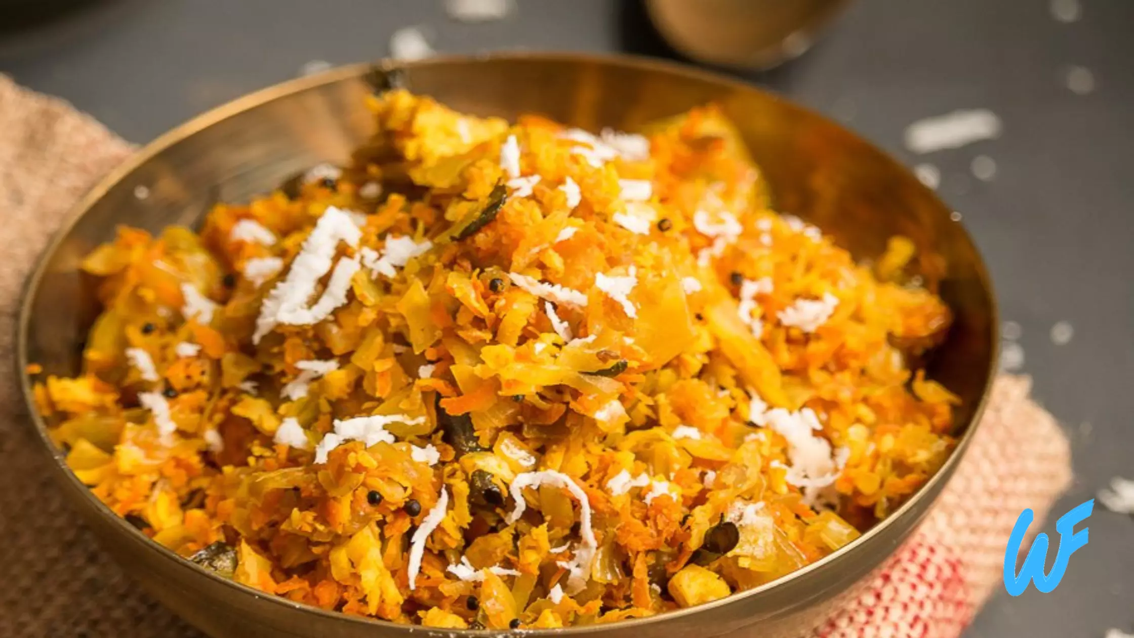 Cabbage and Carrot Thoran