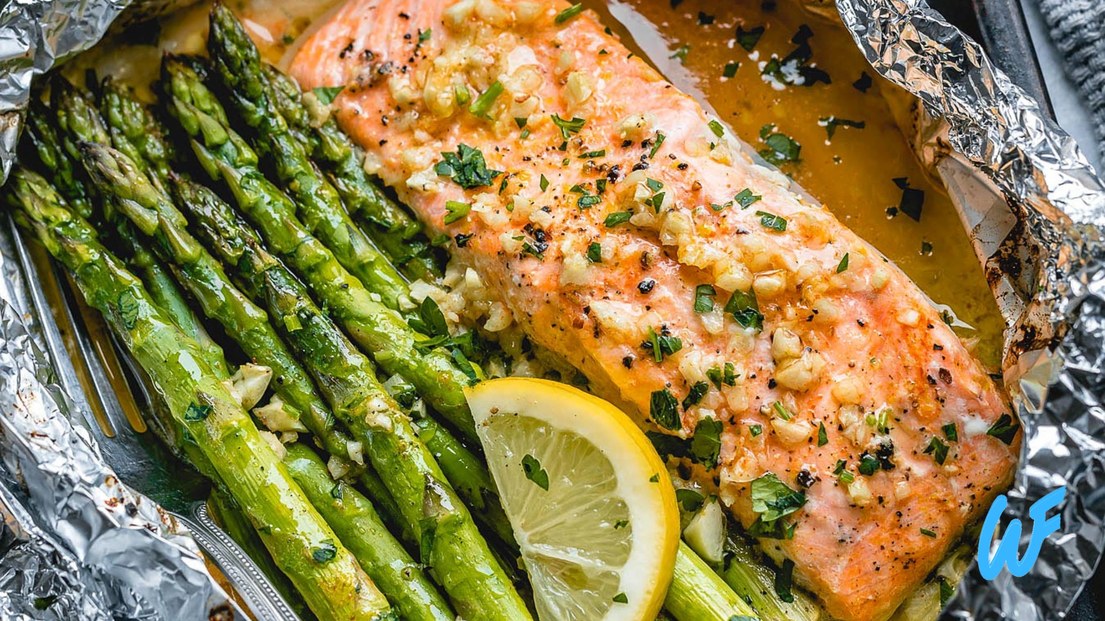 Baked Salmon with Asparagus