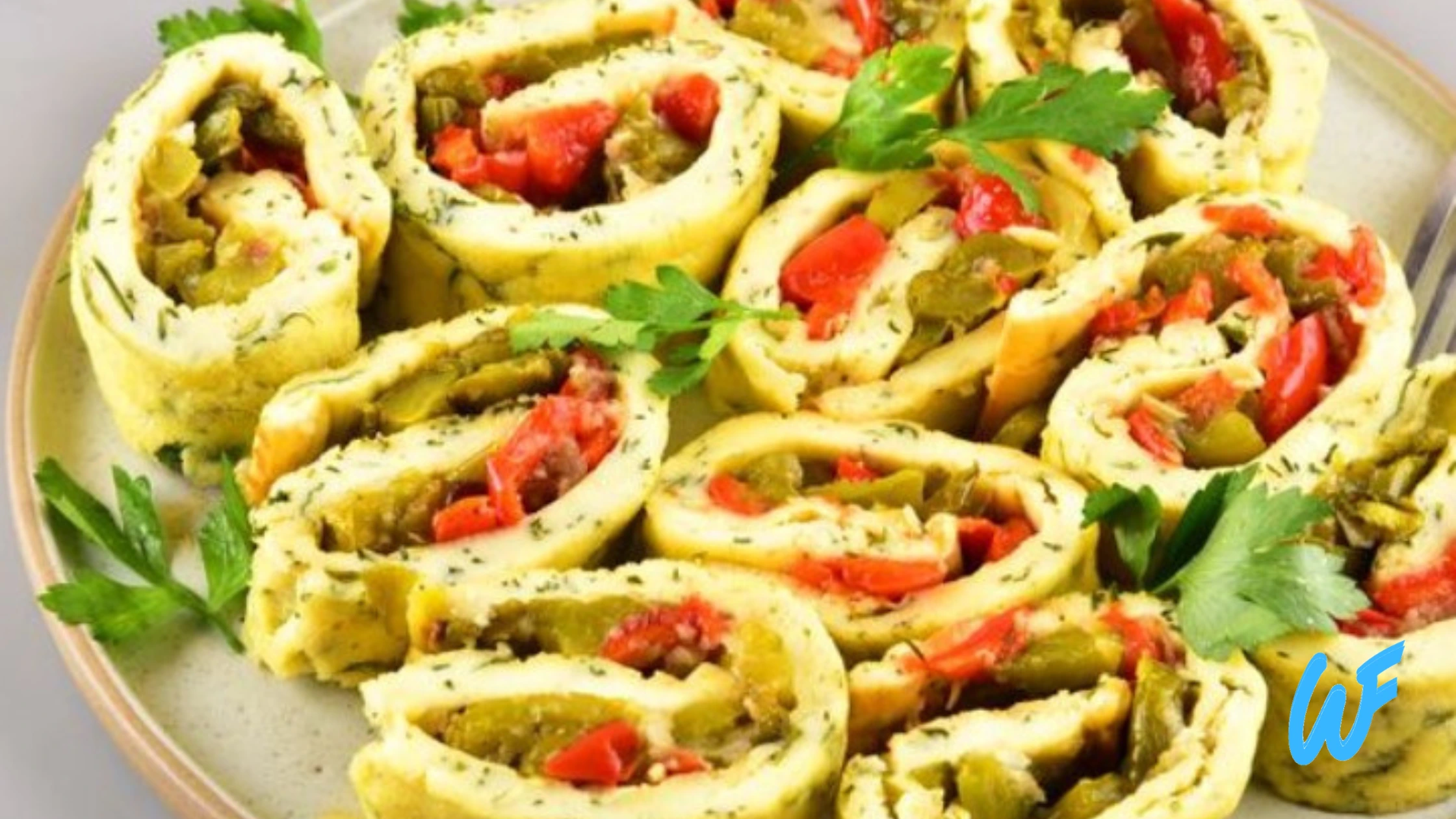 Bell Pepper and Cottage Cheese Roll-Ups