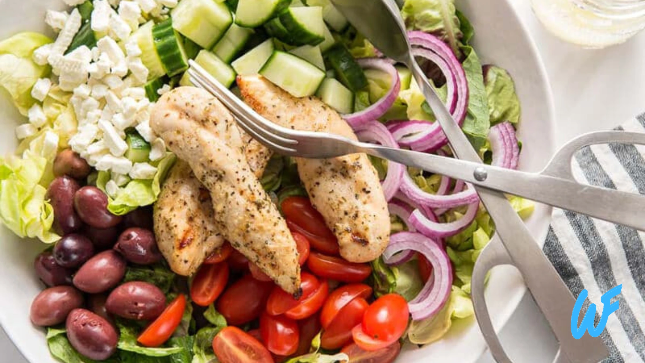 Grilled Chicken Salad with Lemon Vinaigrette