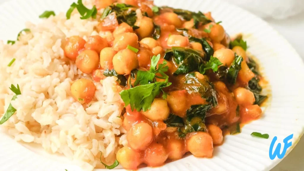 Chickpea Curry with Steamed Brown Rice