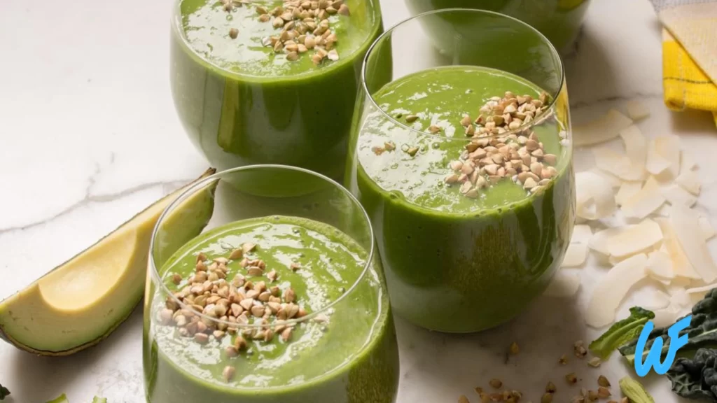 Read more about the article Vegan Avo-Coco Smoothie with Kale