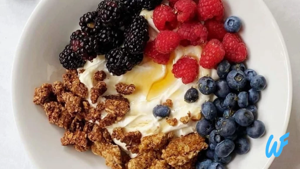Read more about the article Greek Yogurt with Granola and Fresh Fruit