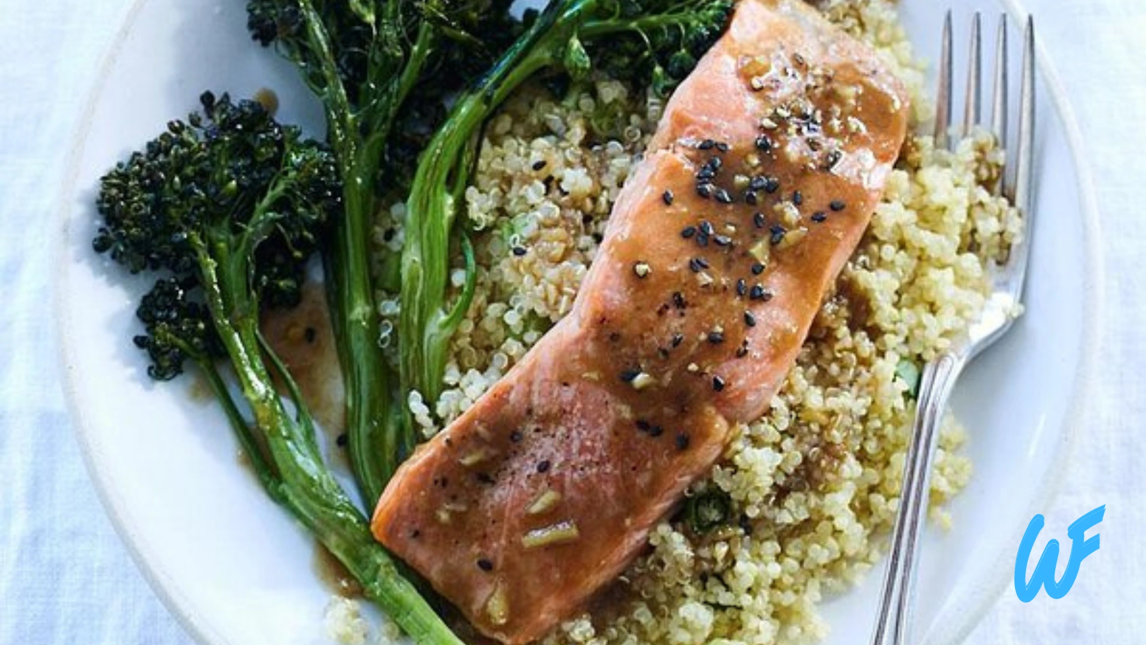 Grilled Salmon with Quinoa and Steamed Broccoli