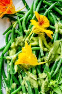 Read more about the article Green Beans with Basil Vinaigrette By Willfits.com